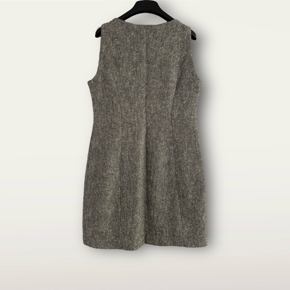 Custom-Tailored Black and Gray Wool Tweed Shift Sleeveless Dress - Picture 3 of 7